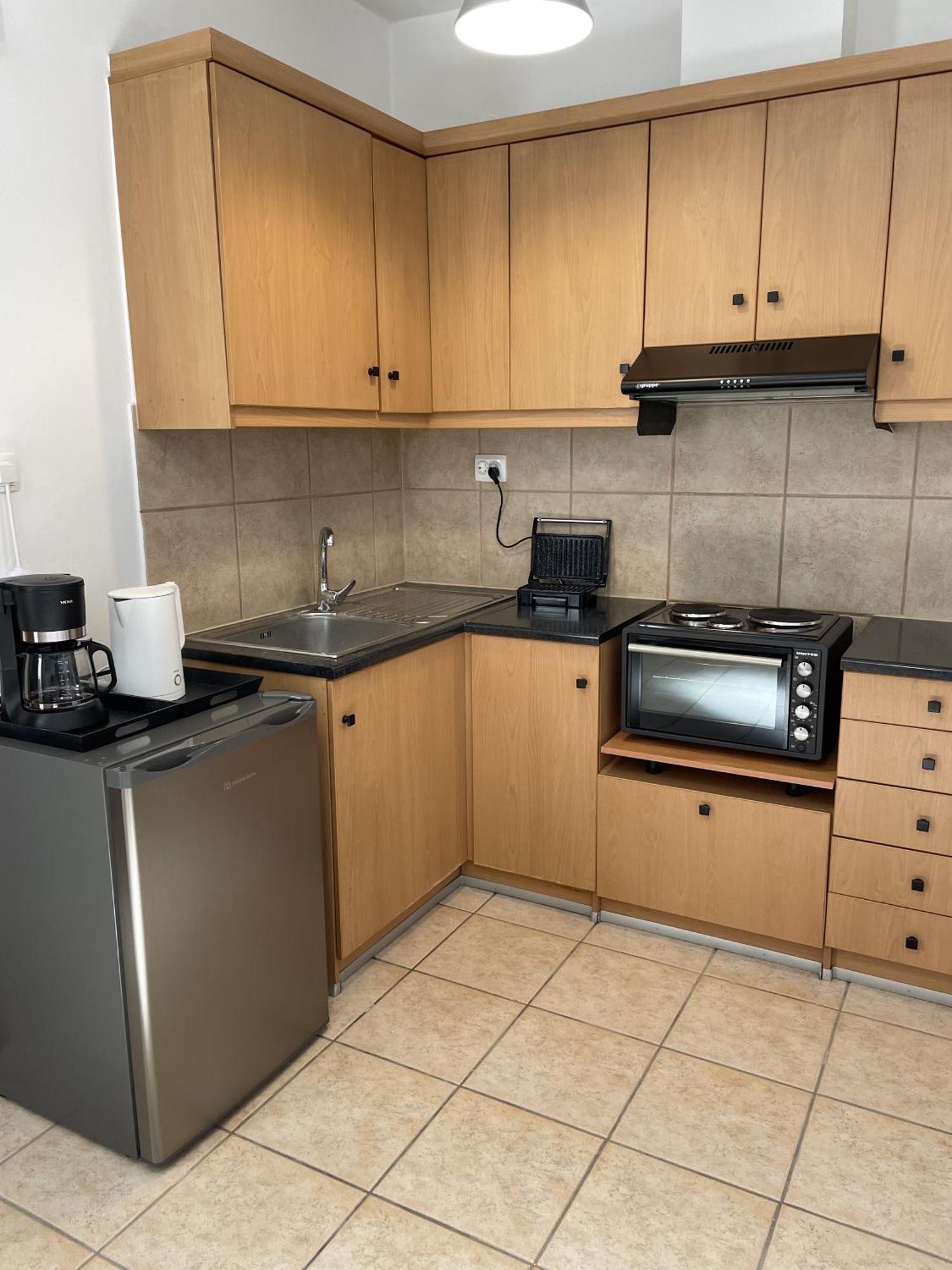 Mini Art Apartments Gerani  ภายนอก รูปภาพ