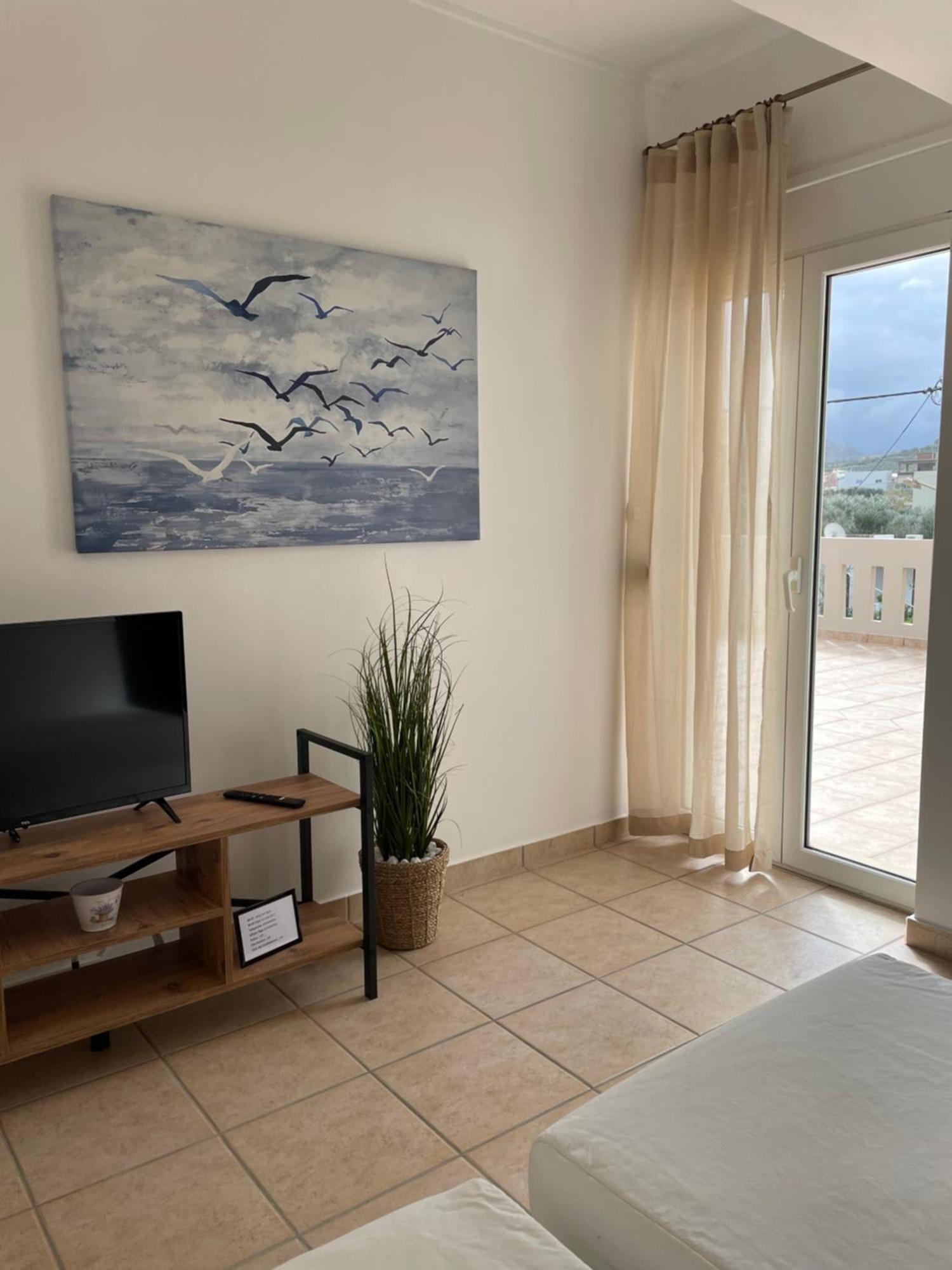 Mini Art Apartments Gerani  ภายนอก รูปภาพ